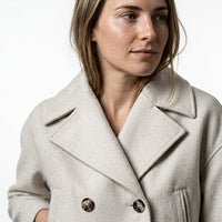 Korte jas dames peacoat beige detail
